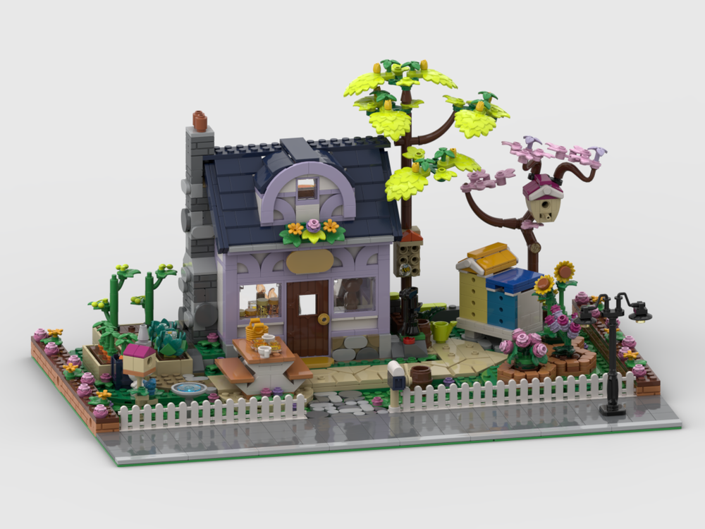 Modular Display For Set 42669 - Beekeepers' House
