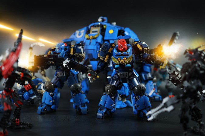 LEGO Redemptor Dreadnought ( Warhammer 40K )