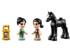 Mulan's Storybook Adventures