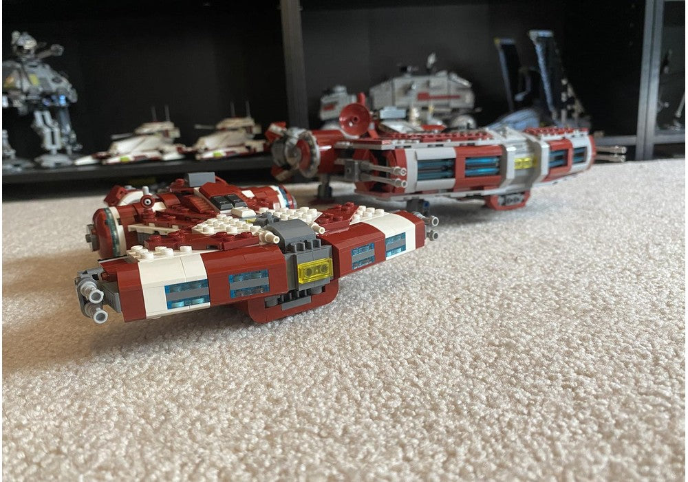 Midi-Scale Old Republic Defender-Class Corvette