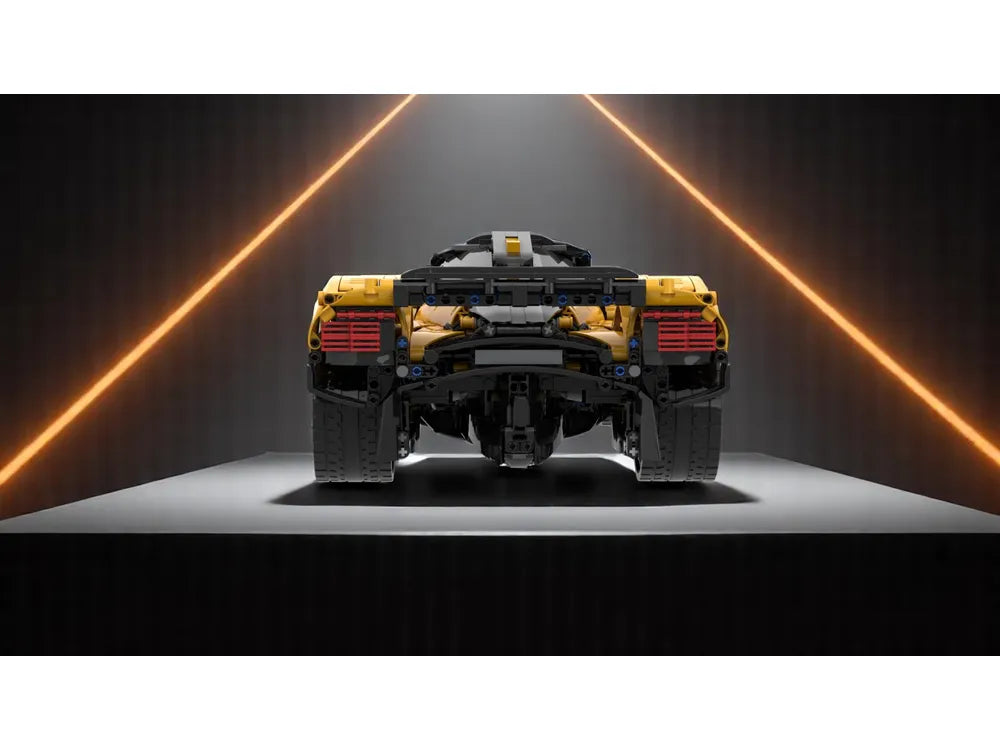 Aston Martin Valkyrie (Orange)