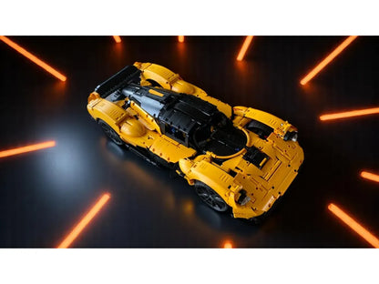 Aston Martin Valkyrie (Orange)