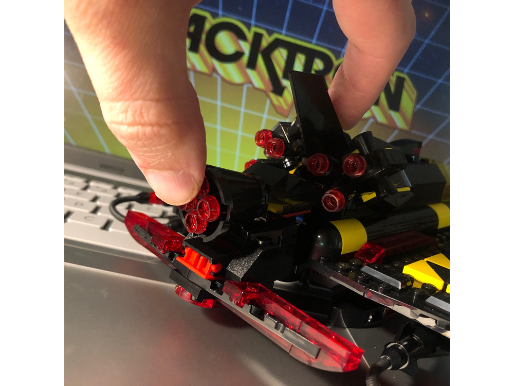 MadDadBricks' Blacktron APTS ECLIPSE (10391 MOD)