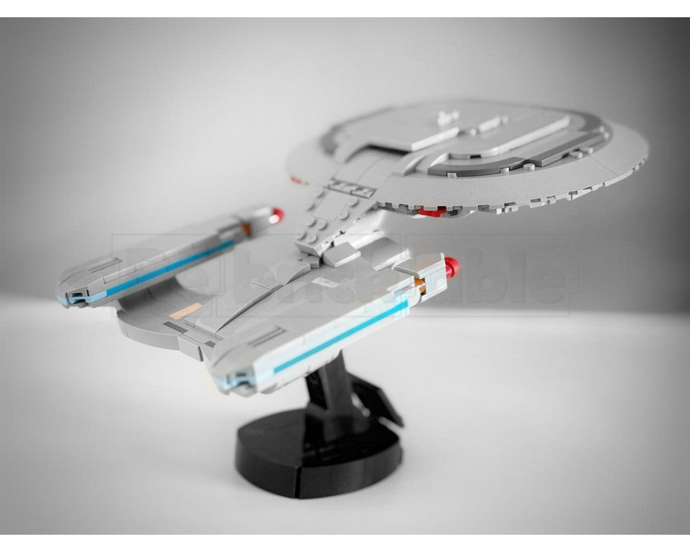 USS Enterprise (NCC-1701-D) Midi Scale — Star Trek: The Next