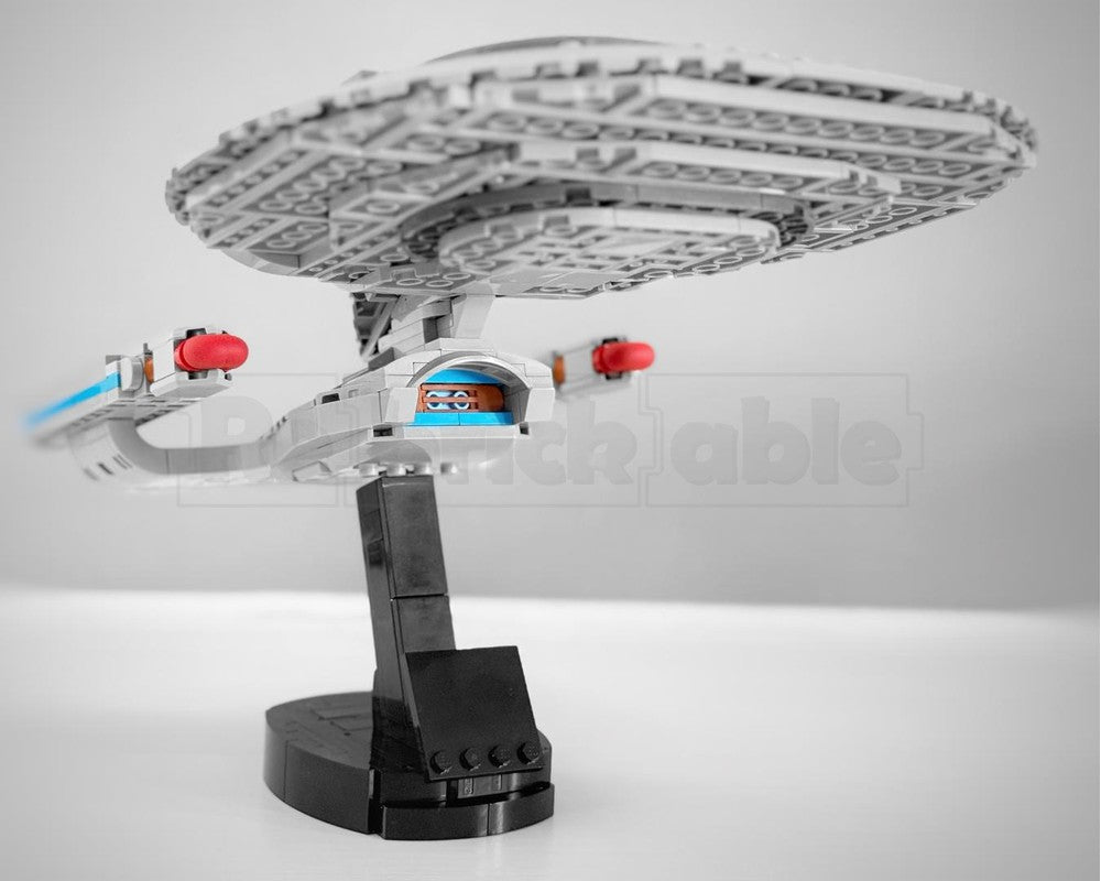 USS Enterprise (NCC-1701-D) Midi Scale — Star Trek: The Next