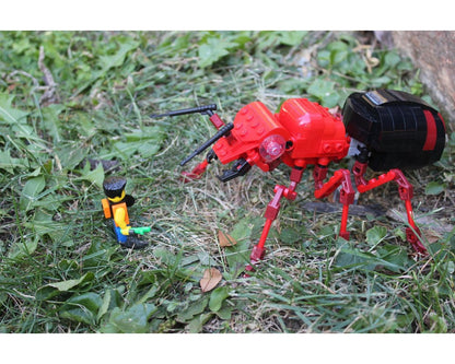 (G) - The Fire Ant Queen (V2)