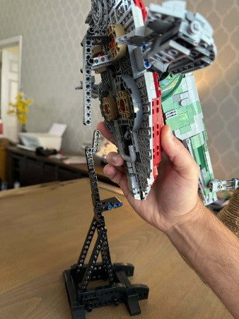 Slave 1 Stand