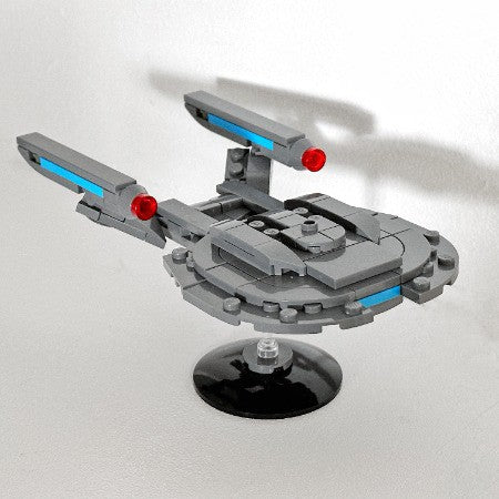 Star Trek: Enterprise — NX-01 Starship And Crew