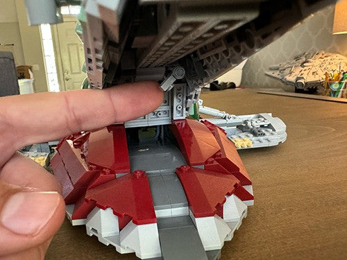 MOC-167592-1: Slave 1 with Interior Play Scale