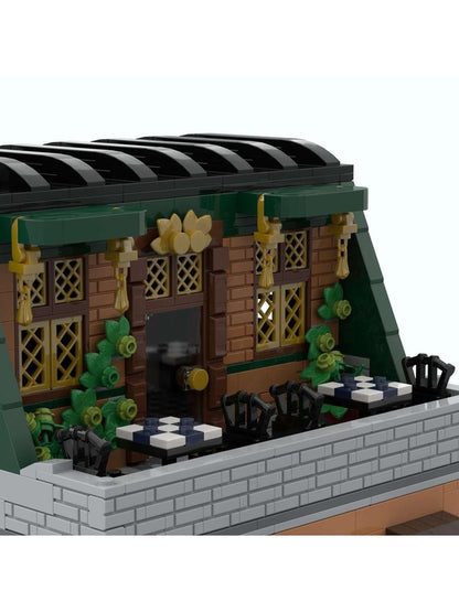 Corner Modular Building With Rooftop Restaurant
