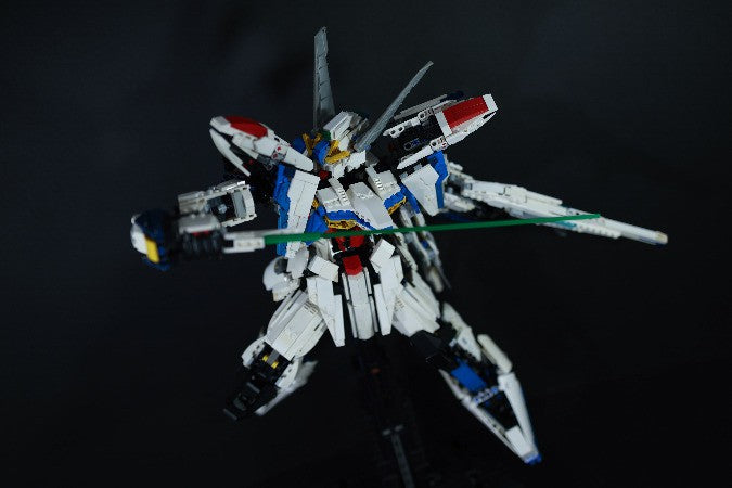 LEGO Eclipse Gundam MVF-X08 (Transformable Mobile Suit)