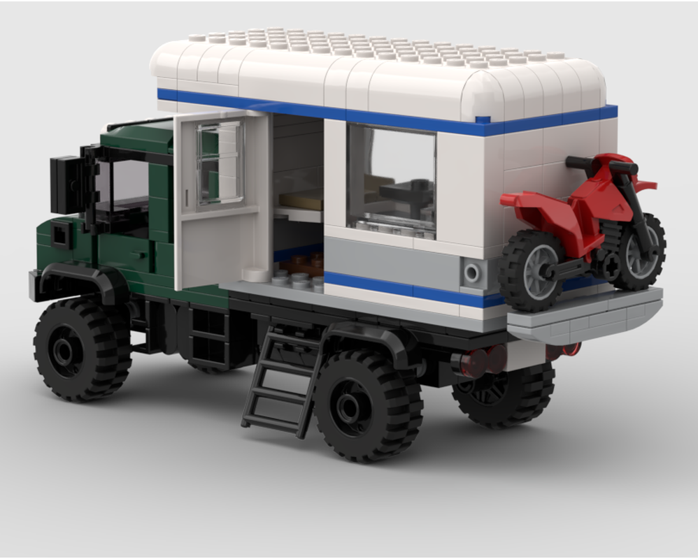 Dual Cab UniMog Camper