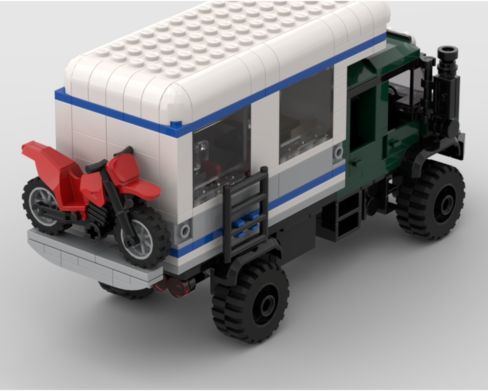 Dual Cab UniMog Camper