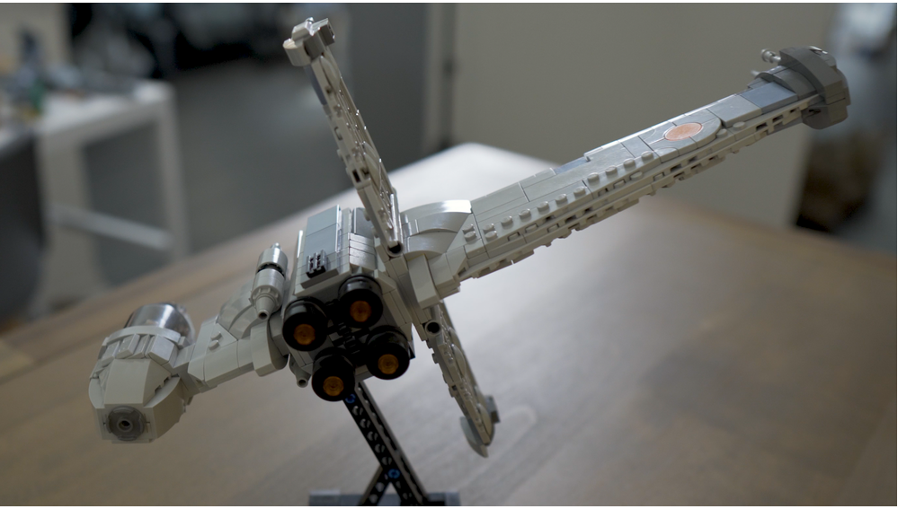 MOC-194292-1: B-Wing