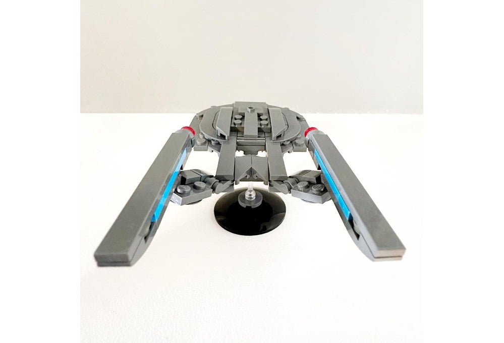 Star Trek: Enterprise — NX-01 Starship And Crew