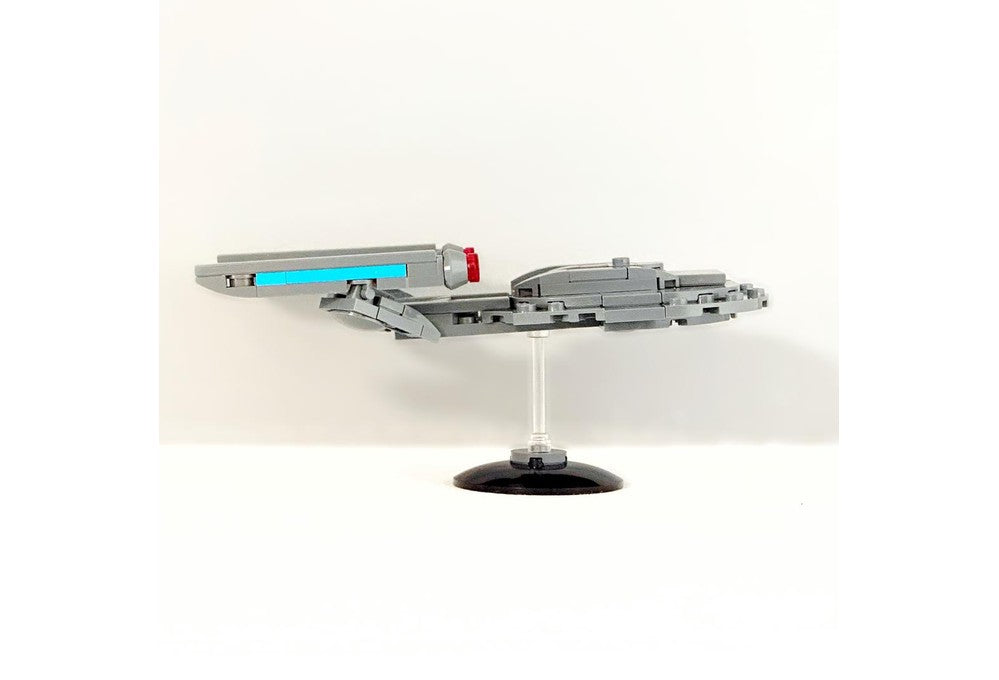 Star Trek: Enterprise — NX-01 Starship And Crew
