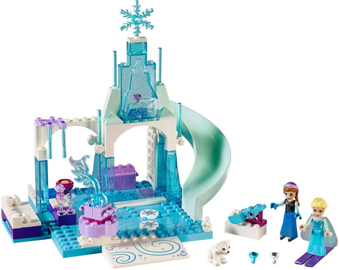 Anna & Elsa's Frozen Playground