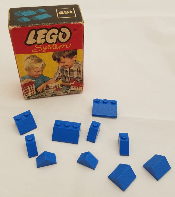 Sloping Bricks 1 x 2 and 3 x 2 Sloping Bricks – MOCBoxing®