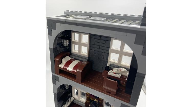 MOC-55215-1: 12 Grimmauld Place