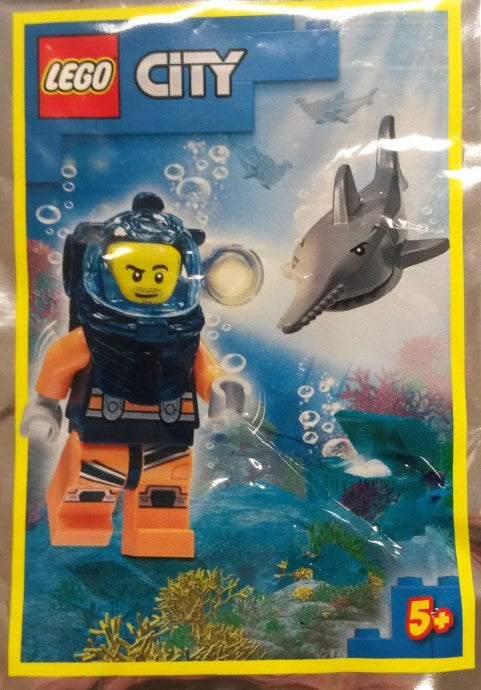 Diver and Sawfish foil pack