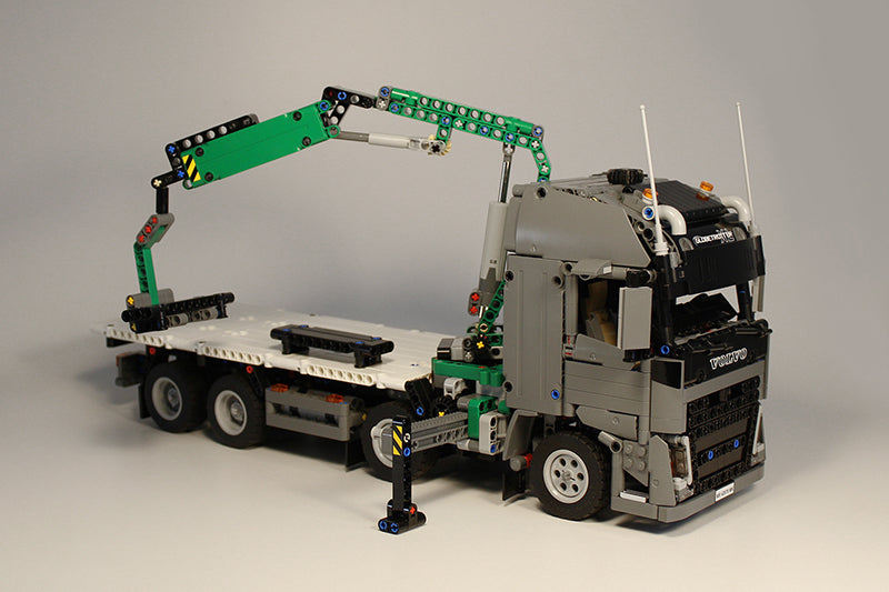 Volvo Crane Truck