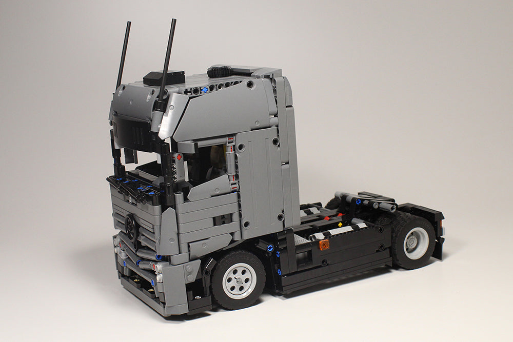 Mercedes Actros Truck (Mack Alternate Model)