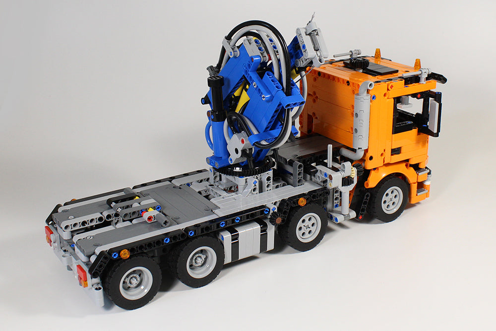 Scania Heavy Truck - 42128 Alternate Model