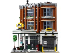 Corner Garage