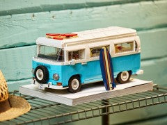 Volkswagen T2 Camper Van (VW Bus)