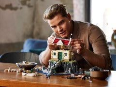 Motorized Lighthouse