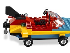 Heroic Heroes of the Deep