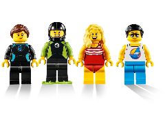 Summer Celebration Minifigure Set blister pack