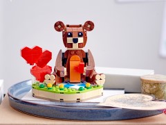 Valentine's Brown Bear