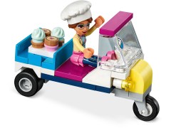 Olivia's Cupcake Café {Cafe}