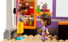 Heartlake City Community Kitchen